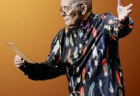 
		<p>Народный любимец, легенда театра и кино, участник Каннского кинофестиваля, <strong>неповторимый Александр Филиппенко – в Израиле с новой программой «Где выход? Где дорога?».</strong></p>
<p>Актёр редкого масштаба, мастер гротеска, иронии и драматической глубины, создатель уникального авторского театра – <strong>Александр Филиппенко</strong> давно стал отдельным явлением в мире искусства. Его выступления – это всегда больше, чем спектакль: это живой разговор со зрителем, наполненный смыслом, свободой, тонким юмором и невероятной внутренней энергией.</p>
<p>В этот вечер Александр Георгиевич представит особую программу, не просто концерт или моноспектакль, а личный разговор о литературе, театре и времени. Стихи и проза великих авторов переплетутся с воспоминаниями артиста, размышлениями и историями из жизни.</p>
<p>Зрители услышат <strong>фрагменты из «Мёртвых душ» Николая Гоголя, произведений Михаила Зощенко («Пароход», «Качество продукции»), Сергея Довлатова («Заповедник»), Бориса Пастернака («Рождественская звезда»), а также стихи Семёна Кирсанова, Юрия Левитанского и Жени Беркович.</strong></p>
<p>Особое место в программе займут личные истории о съёмках в двух версиях «Мастера и Маргариты», о работе с Сергеем Юрским, Алексеем Германом, Сергеем Лозницей и другими выдающимися режиссёрами.</p>
<p>Это будет вечер о памяти, слове и времени, которое продолжает жить в искреннем рассказе артиста: ироничном, мудром и пронизанном любовью к искусству и людям.</p>
	